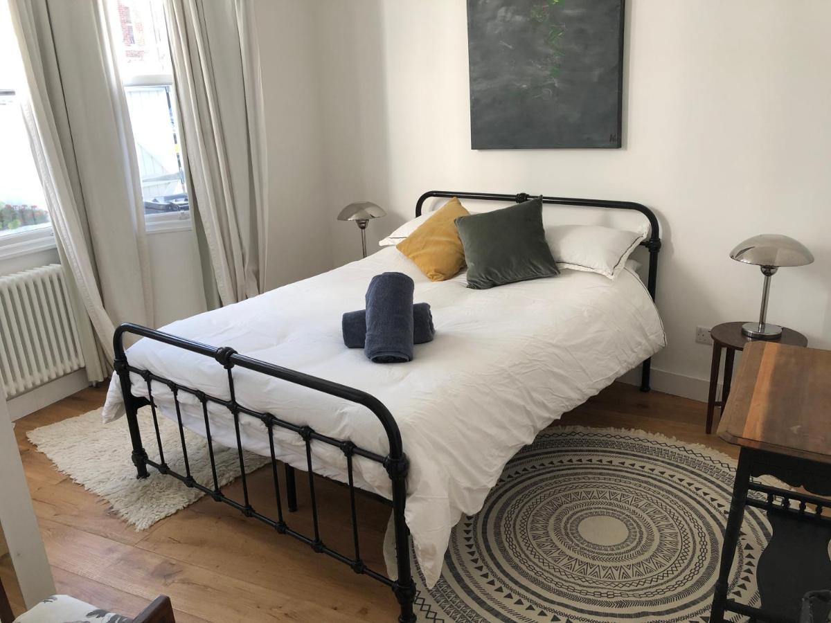 Poets Rest, Free Parking, Ev Socket Fees Apply Walk To Beach Brighton Eksteriør bilde