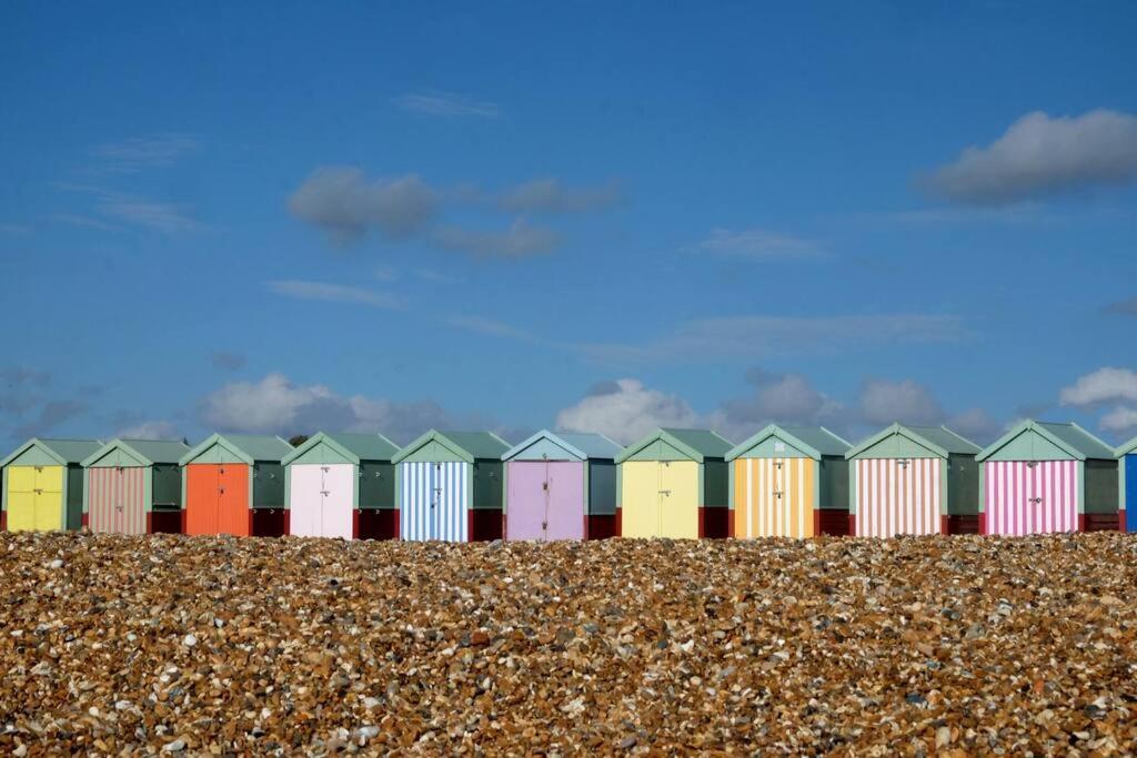 Poets Rest, Free Parking, Ev Socket Fees Apply Walk To Beach Brighton Eksteriør bilde